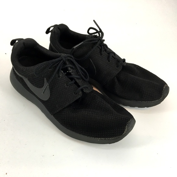 Nike Other - Nike Mens Roshe One All Black Sneakers Size 9